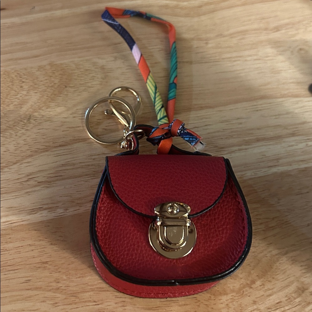 Elegant Mini Bag charm keychain - Picture 2 of 4